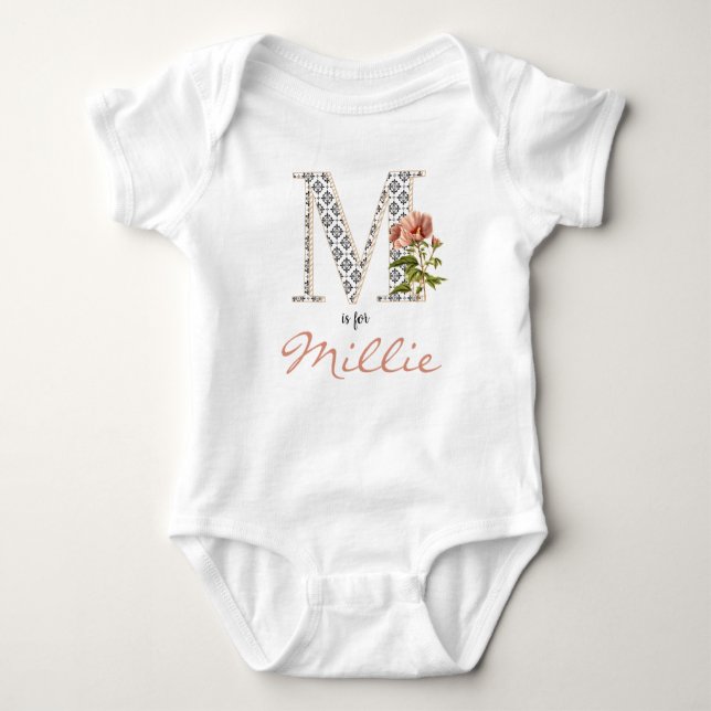 Body Para Bebê Millie Name Reveal Floral - Letra M Girl Whimsical (Frente)