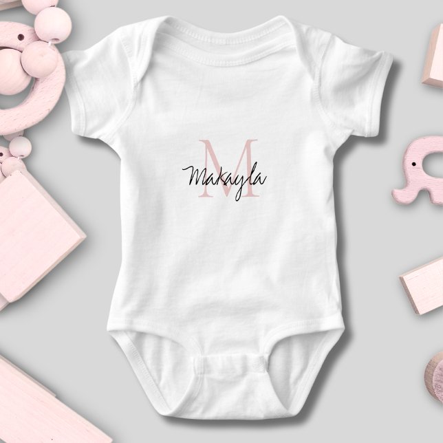 Body Para Bebê Monograma de Script Cor-de-Rosa Blush (Criador carregado)