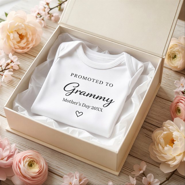 Body Para Bebê Mother’s Day Pregnancy Reveal Gift for Grammy (Mother’s Day Pregnancy Reveal Gift for Grammy Baby Bodysuit)