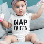Body Para Bebê Nap Queen<br><div class="desc">Quem não ama soneca? Design apresenta "rainha do nap" em texto preto limpo.</div>
