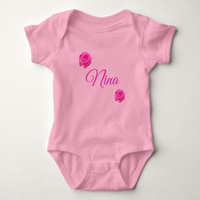 Body Para Bebê Nina, Nome Com Rosas Rosa, Bodysuit de Bebê (Frente)