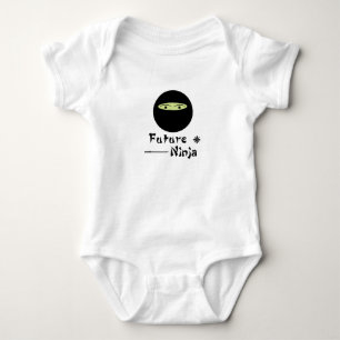 Body Para Bebê ninja no treinamento