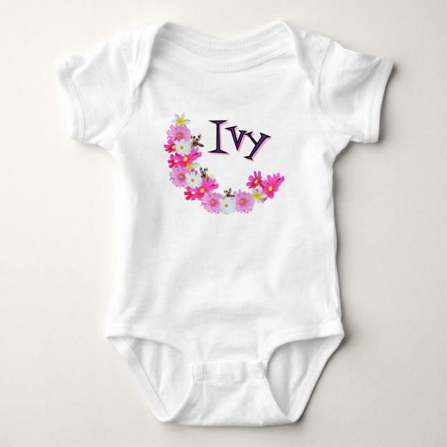 Body Para Bebê Nome Ivy Com Bebê Suricata Grinalda De Flores, (Frente)