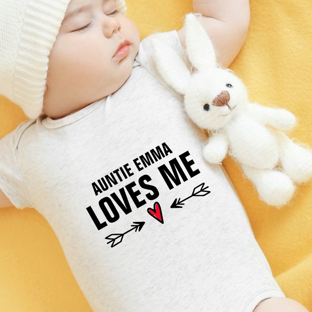 Body Para Bebê O nome da tia me ama (Auntie Name Loves Me Baby Bodysuit)