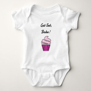 Body Para Bebê Obtenha o cupcake do rosa do assar do grupo