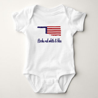Body Para Bebê Oklahoma Rochas Vermelho Branco & Azul