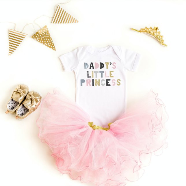 Body Para Bebê Pai Princesa Personalizada, Garota Bonita Coitada  (Criador carregado)