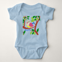 Pássaro numa árvore