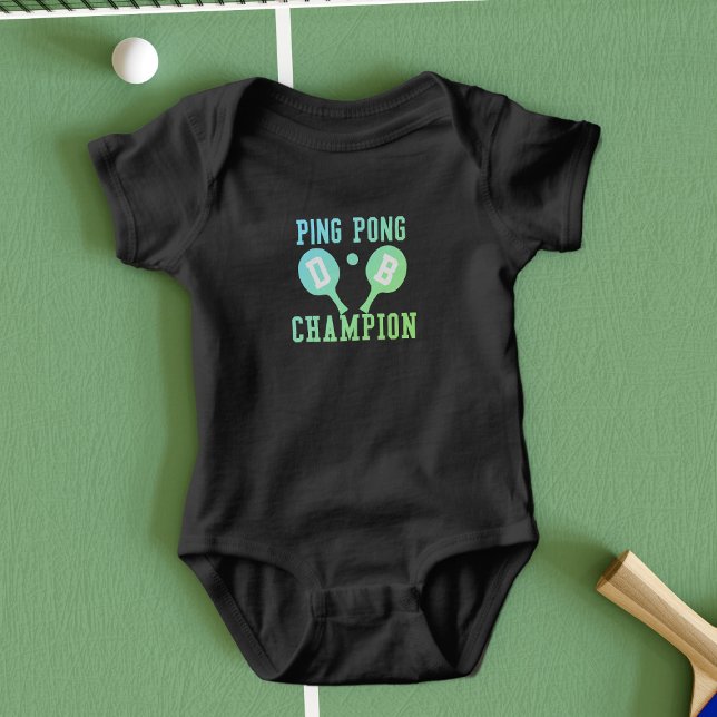 Body Para Bebê Ping Pong Champion Monogramed Baby Bodyfato (Is there a future ping pong champion in your family? Just add their initials!)