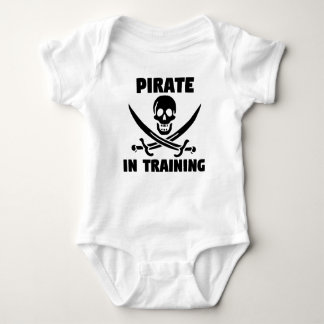 Body Para Bebê Pirata no treinamento