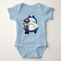 Policial e roupa para bebê de carro