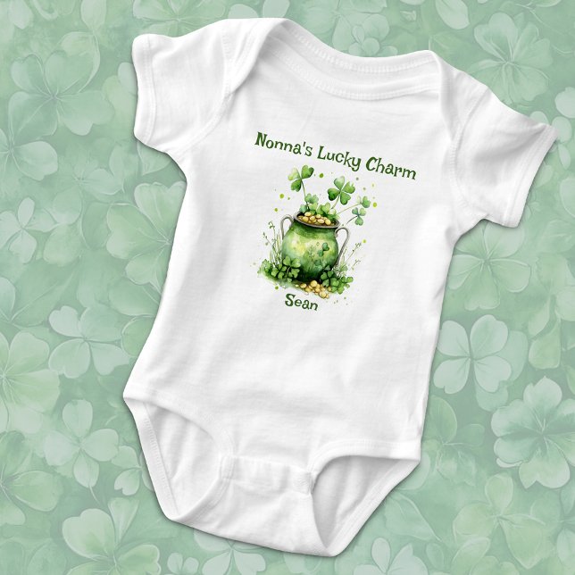Body Para Bebê Pote de Charm Shamrock da Nonna, Dourado (Criador carregado)