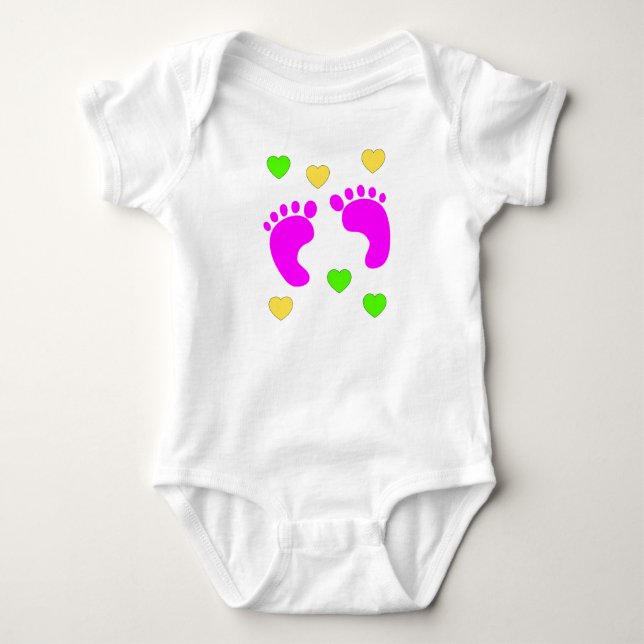 Body Para Bebê Presente para Bebê Menina - Corações Com Pezinhos  (Frente)