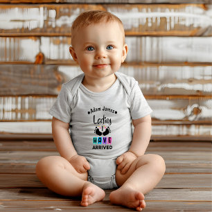 Body Para Bebê Presente Personalizado Citação Senhoras Cheguei
