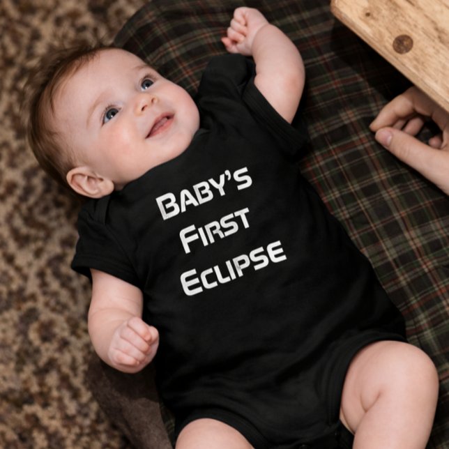 Body Para Bebê Primeira blusa Eclipse Solar Eclipse 2026 do bebê (Criador carregado)