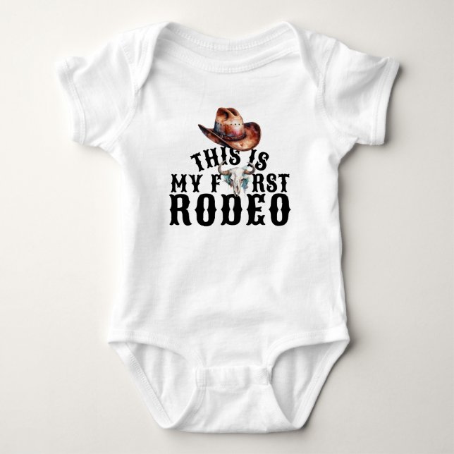 Body Para Bebê Primeiro Rodeio Chapéu de Cowboy Crânio de Vaca (Frente)
