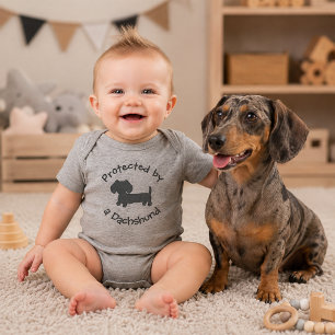Body Para Bebê Protegido por um Dachshund - Amante de Cachorro Wi