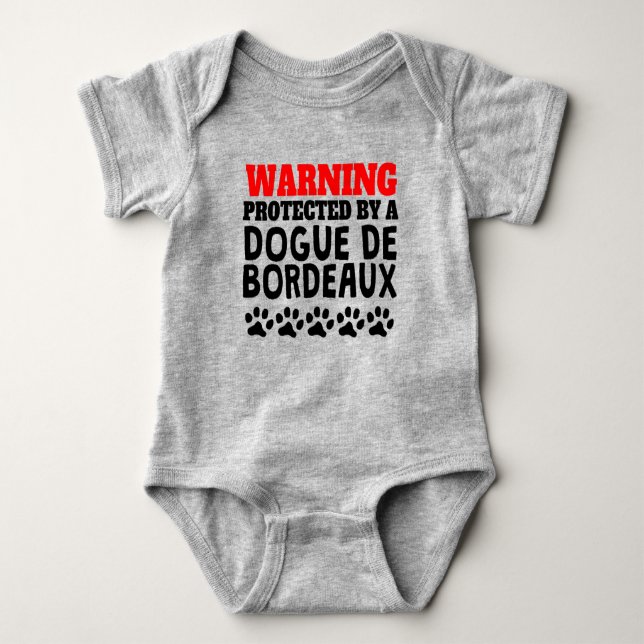 Body Para Bebê Protegido por um Dogue de Bordéus (Frente)