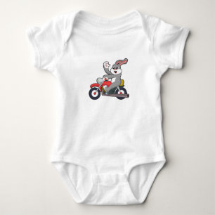 Body Para Bebê Rabbit como motociclista com motocicleta.PNG