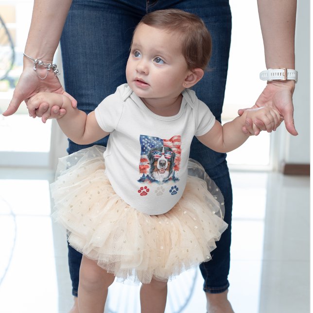 Body Para Bebê Red White Blue Bernese Mountain Dog 4 de julho (Criador carregado)