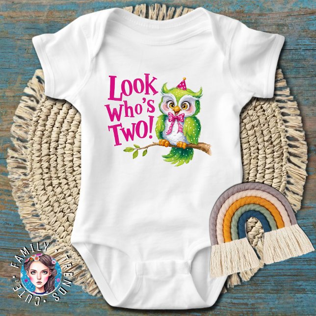 Body Para Bebê segundo aniversário Olhe Quem Dois (Criador carregado)