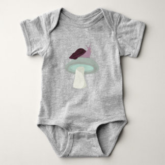 Body Para Bebê Serene Snail em um Cogumelo
