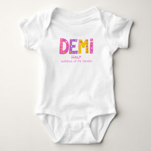 Body Para Bebê Significado do nome de menina Demi rosa flor roxa 