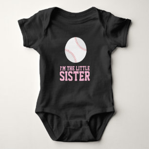 Body Para Bebê "Sou a Irmãozinha" Número de Baseball Jersey