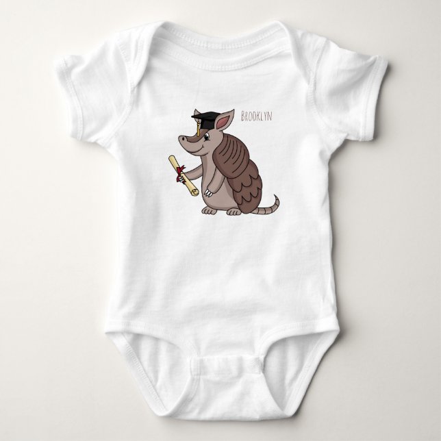 Body Para Bebê Tatu bonito com desenho de boné de formatura (Frente)