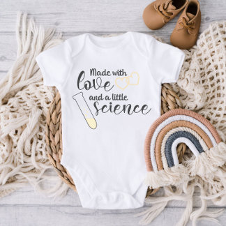 Body Para Bebê Texto Amarelo Amarelo de Citação de Amor e Ciência