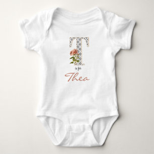 Body Para Bebê  Thea name Reveal Floral - Letra T Flor Rosa