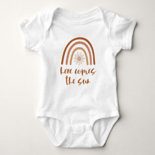 Body Para Bebê TINLEY Boho Terracotta Rainbow Aqui vem o Sol