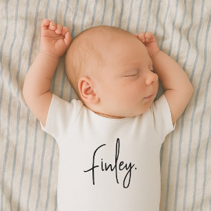 Body Para Bebê Tipografia de Nome de Bebê Minimalista Script Nome