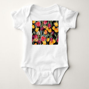 Body Para Bebê Tulipas coloridas, fundo preto isolado.