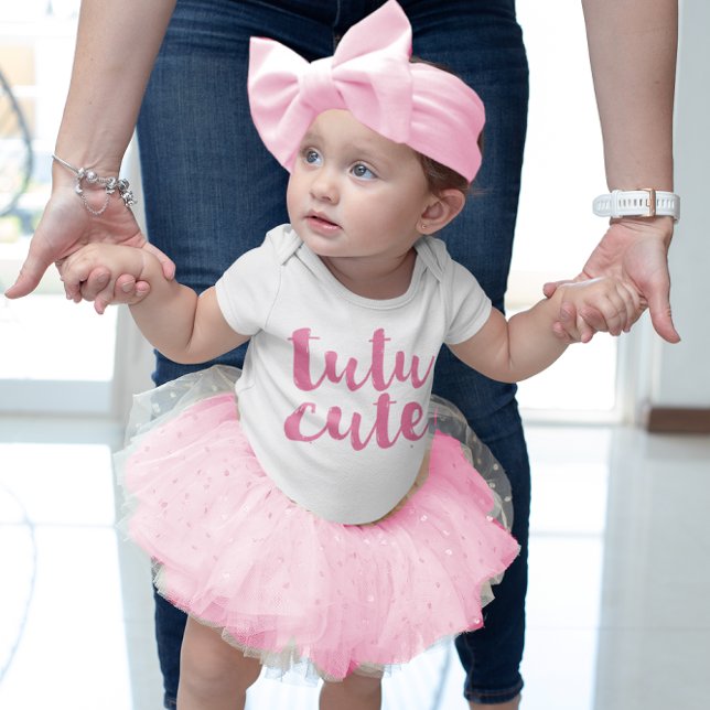 Body Para Bebê Tutu, Uma Menina Gelada Tutu Romper (Perfect little t-shirt to wear with a cute little tutu!)