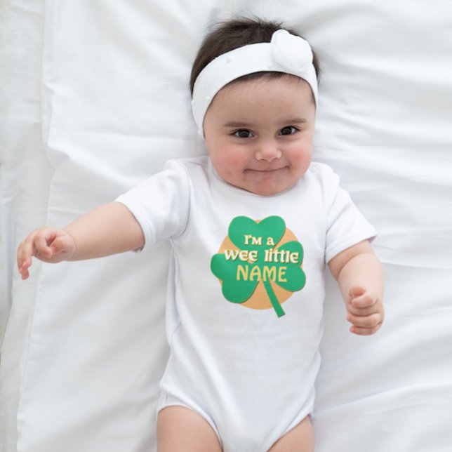 Body Para Bebê Wee Little Irish Personalizado (Celebrate with style! Personalized Irish baby tees for St. Patrick's Day and beyond. Order now!)
