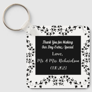 Boho Whimsical Botanical Wedding Favor Chaveiro