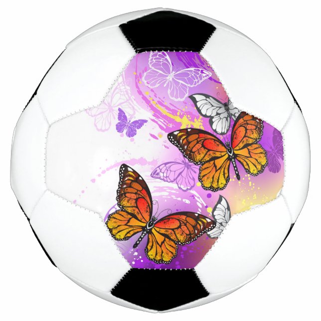 Bola De Futebol Borboletas Monarcas em Fundo Roxo (Frente)