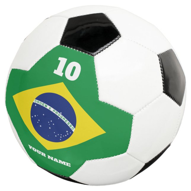 bola de futebol com a bandeira brasileira e nome e (Três quartos)