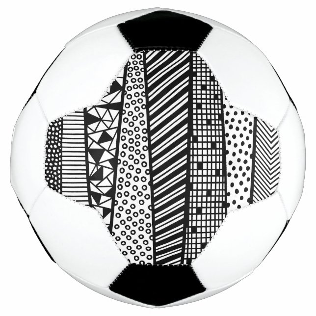 Bola De Futebol design branco e preto pintado à mão (Frente)