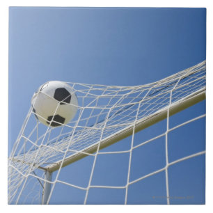 Bola de futebol e objetivo 3