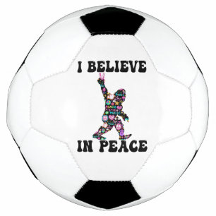 Bola De Futebol Engraçado Pé Grande Eu Acredito Em Paz