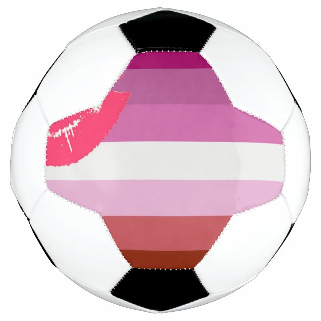 Bola De Futebol Lésbica_Batom (Frente)