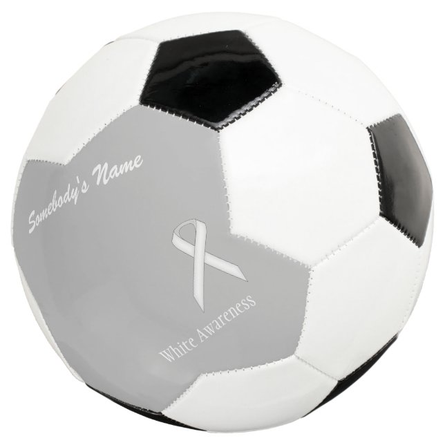 Bola De Futebol Modelo de Friso Branco Padrão por Kenneth Yoncich (Três quartos)