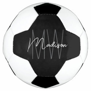 Bola De Futebol Nome de Monograma Moderno em Preto e Branco