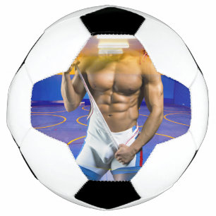 Bola De Futebol protuberância muscular do homem musculoso do Slipp