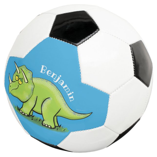 Baixe Dinossauro de desenho animado brincalhão com bola de futebol PNG -  Creative Fabrica