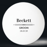 Bola de Pinos Personalizados do Groom<br><div class="desc">Estas bolas de pingue-pongue são um favor perfeito para o noivo. Eles seriam excelentes para o fim de semana do seu solteiro ou despedida de solteiro. Pegue cada 6 ou mais e jogue cerveja pong ou suas muitas variações. O título é alterável - pode ser o melhor padrinho de casamento...</div>