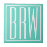 Bold Modern 3 Iniciais Monograma | Branco Em Aqua<br><div class="desc">Clássico,  ousado e moderno.</div>