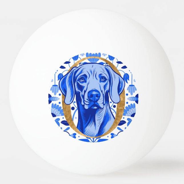Bolinha De Ping Pong Weimaraner peering thru the letter "O" in Gold (Frente)
